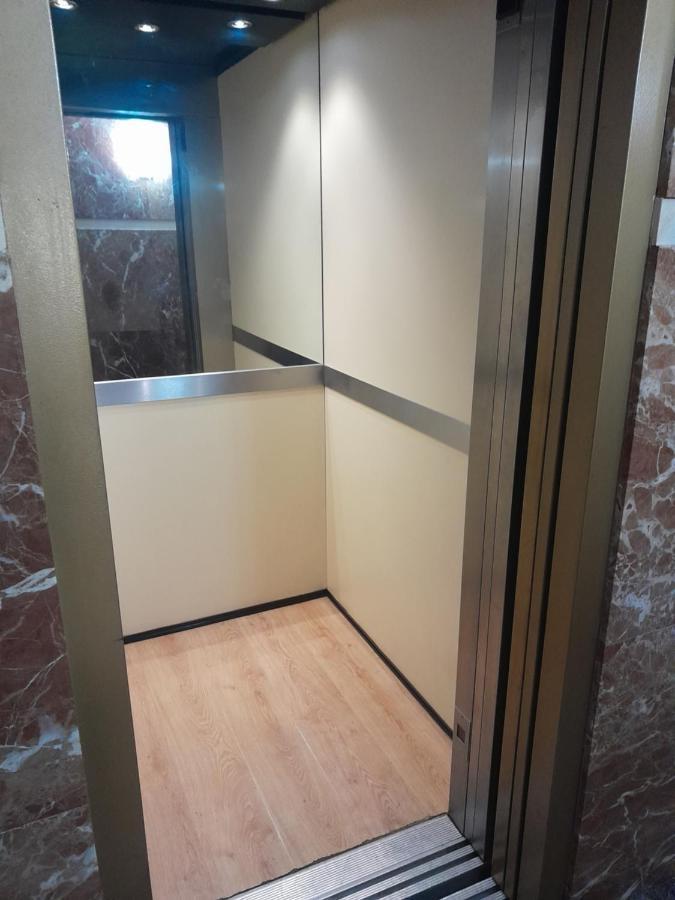 Hostal Santa Ana マドリデホス エクステリア 写真