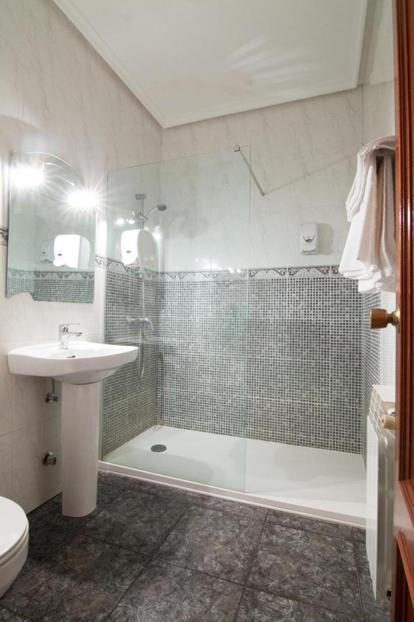 Hostal Santa Ana マドリデホス エクステリア 写真